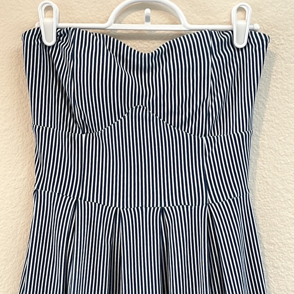 No Boundaries Floral, Blue Stripe, Strapless, Summer Mini Dress, Size Small - Picture 2 of 11